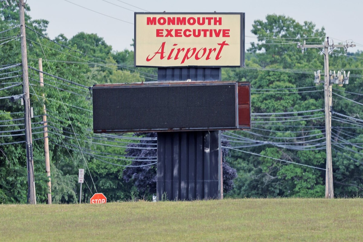 Read more about the article Monmouth County commissioners take steps toward airport feasibility study – Star News Group
